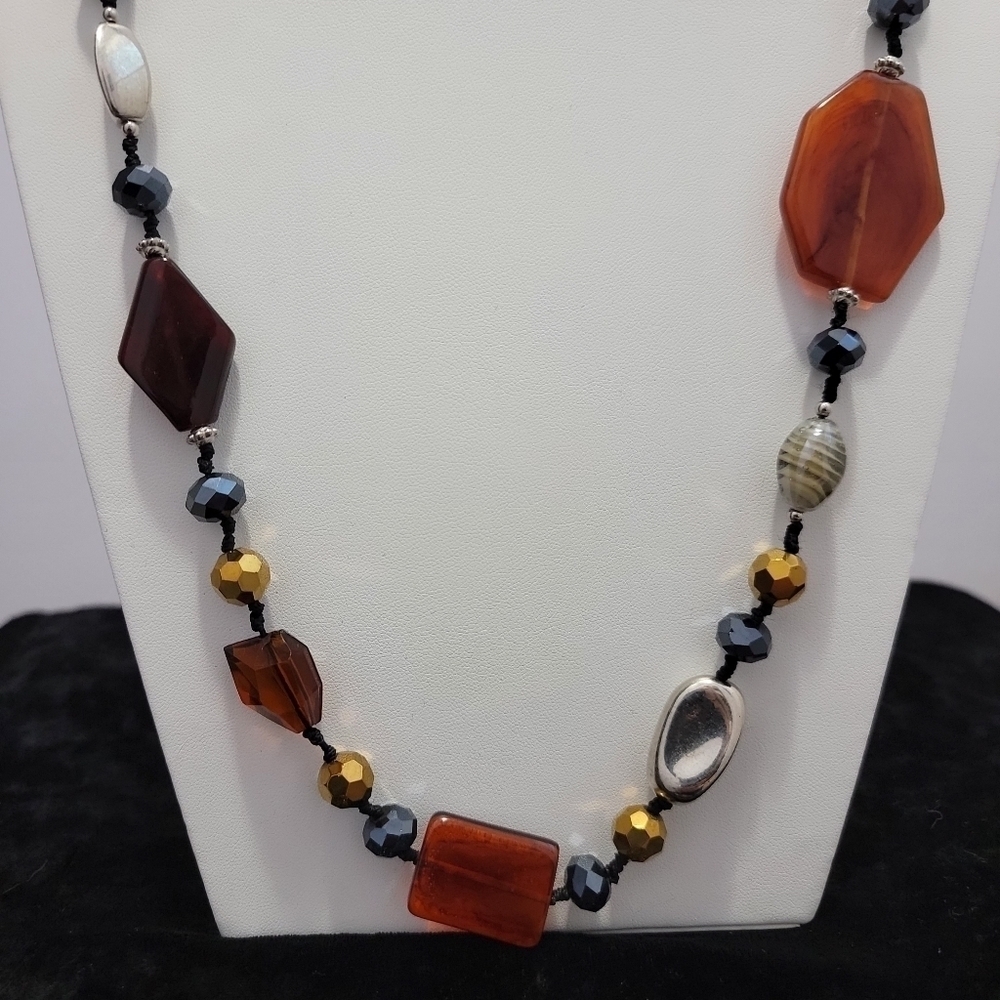 Acrylic Beaded Necklace